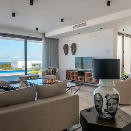 פארק נופש Peralta - Stunning With Private Pool 03 *