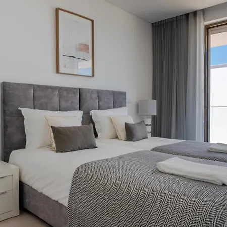 פארק נופש Peralta - Stunning With Private Pool 03 *