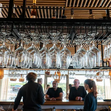 Peralta - Stunning With Private Pool 03 *